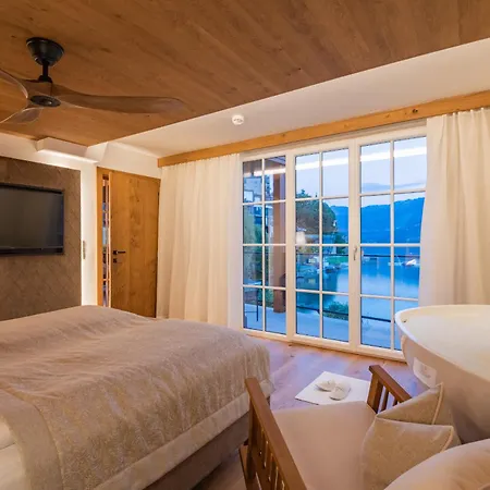 Seevilla Wolfgangsee 4*
