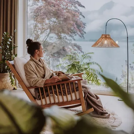 Seevilla Wolfgangsee Hotel 4*