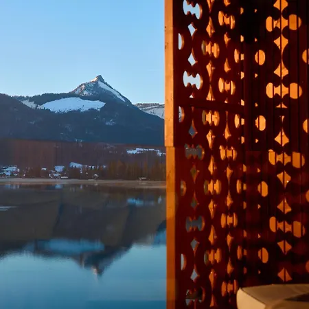 Отель Seevilla Wolfgangsee 4*